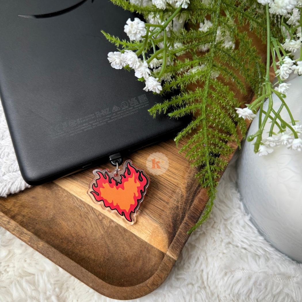Fire heart Fantasy E-reader Charm