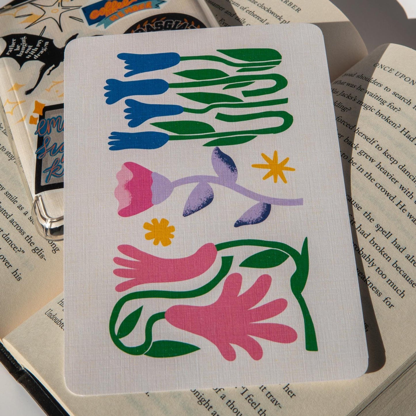 Bright Curvy Flowers Kindle Case Insert