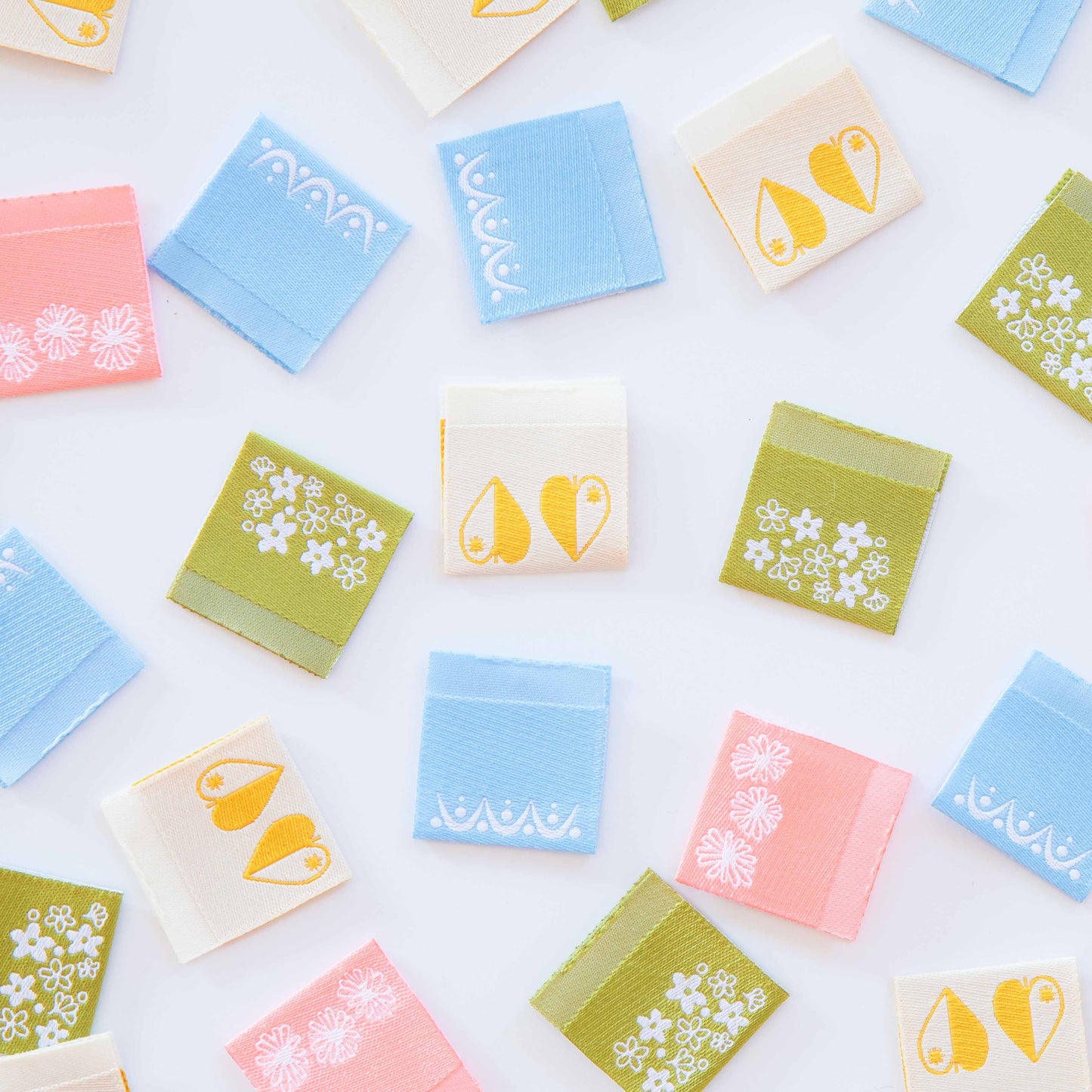 Pyrex-Inspired Multipack Woven Sewing Labels