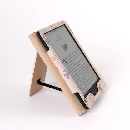 Favorite Things Kindle Case | Bookish & Reading