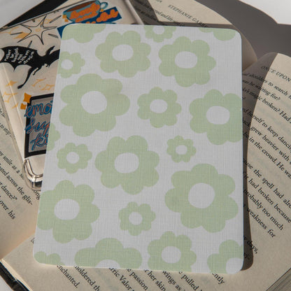 Daisy Pattern Kindle Case Insert