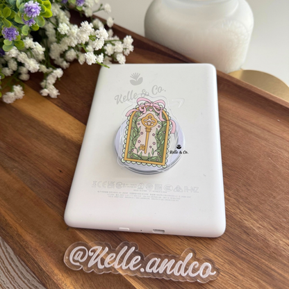 Fantasy Reader Kindle Grip MagSafe