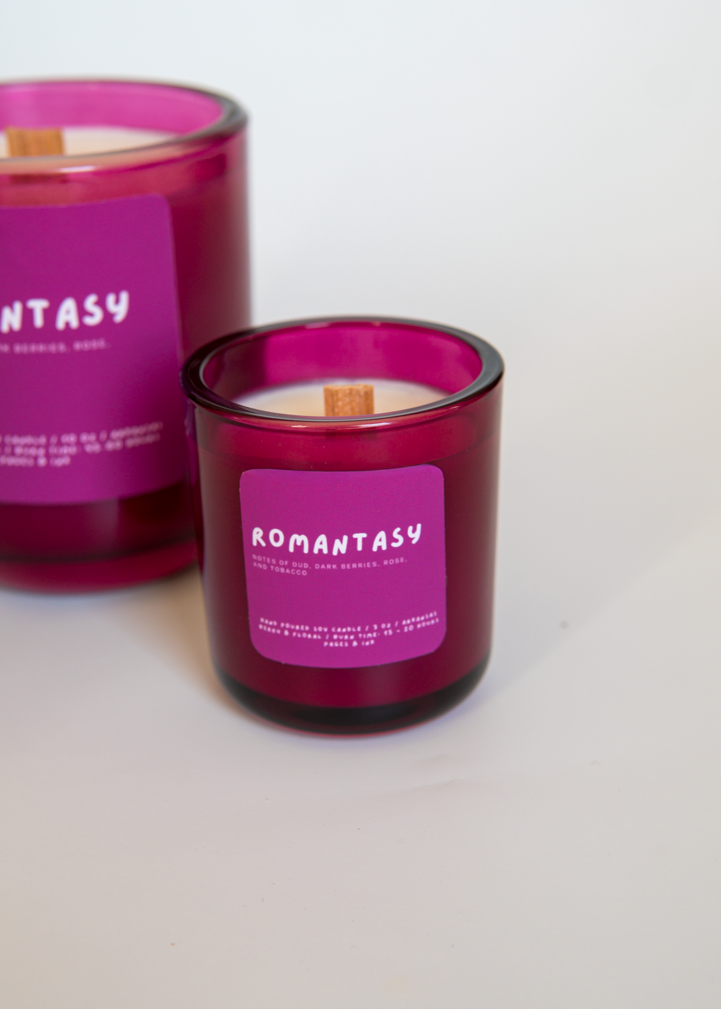Romantasy: Berries & Tobacco Candle