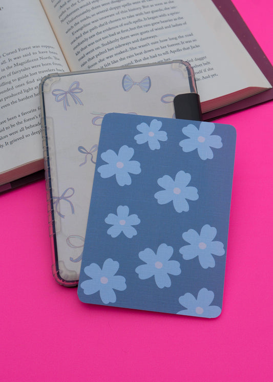 Light Blue Flowers Kindle Case Insert