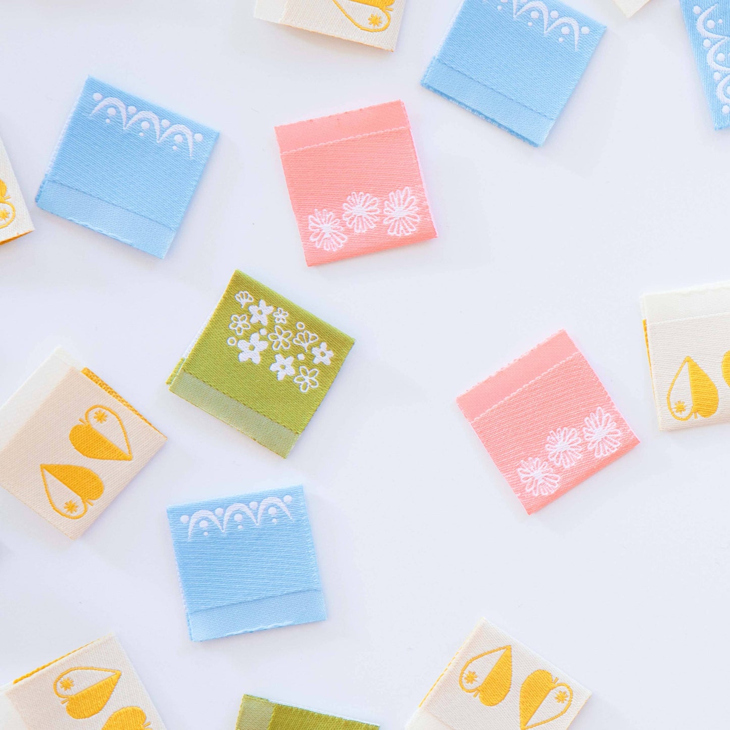Pyrex-Inspired Multipack Woven Sewing Labels